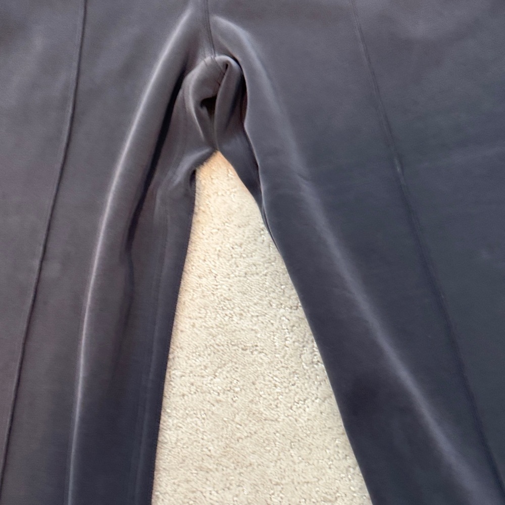 Lululemon Womens Black wide leg sweatpant - Picture 3 of 6